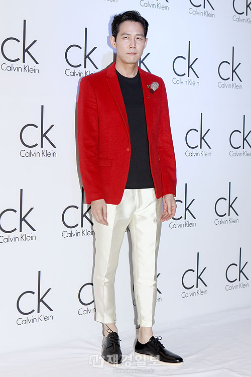 少女時代ユリ、カルバン・クライン清潭洞店オープンイベントに出席(12) イ・ジョンジェ