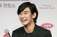 韓国で大人気の俳優キム・スヒョンと女性タレントのパク・ギョンリムがともに行なう韓国初の「ステーキ&トークショー」が、11日午前、ソウル汝矣島（ヨイド）IFCモール汝矣島CGVで開催された。 