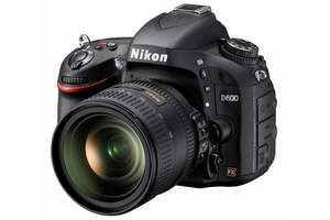 デジタル一眼レフカメラ「ニコン D600」(画像:ニコンイメージングジャパン)
デジタル一眼レフカメラ「ニコン D600」(画像:ニコンイメージングジャパン)