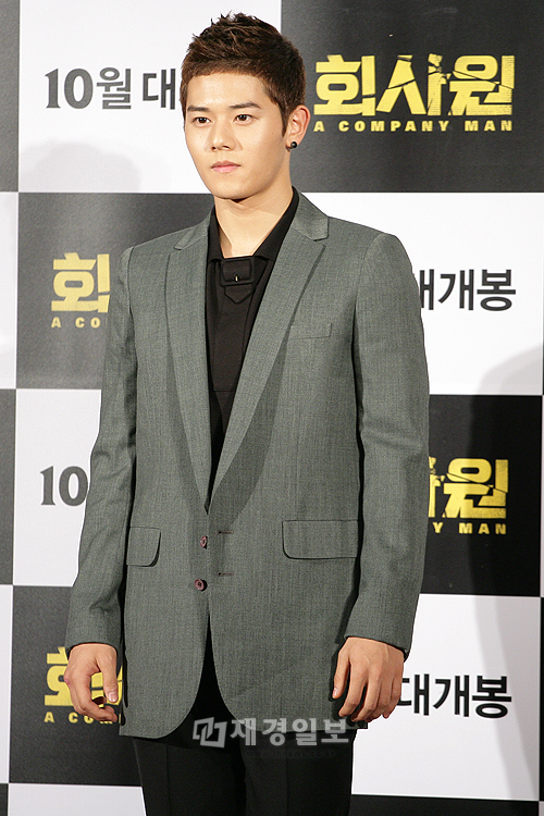 映画『会社員』の制作発表会、ソ・ジソプら出演者が出席（37） ZE:Aキム・ドンジュン