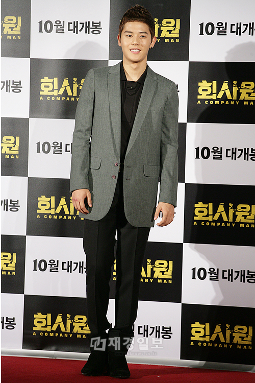 映画『会社員』の制作発表会、ソ・ジソプら出演者が出席（36） ZE:Aキム・ドンジュン