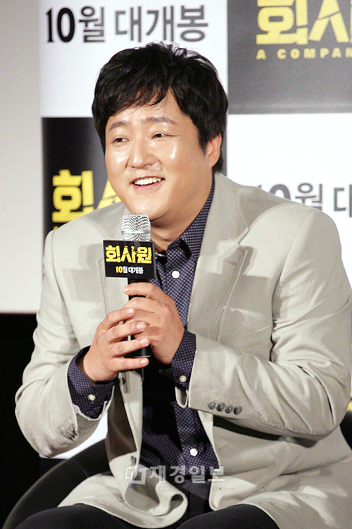 映画『会社員』の制作発表会、ソ・ジソプら出演者が出席（26） クァク・ドウォン