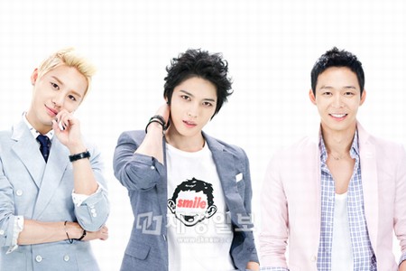 化粧品ブランド「TONYMORY」が、韓流スターJYJ（ジュンス、ジェジュン、ユチュンによるユニット）を専属モデルに抜擢したことを公式発表した。写真=C-jeSエンターテイメント
