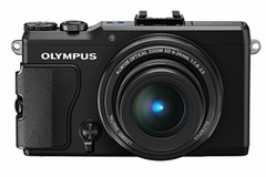 STYLUS XZ-2（2012年10月下旬発売予定）（画像：オリンパス）
