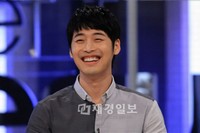 23日の夜9時に放送されるオンスタイル『Get It Beauty HOMME』の収録で、MCキム・ジェウォンが意外な悩みを打ち明けた。