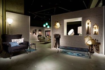 インテリアを壁に埋める!?斬新なインスタレーションがディーゼル渋谷にて開催中