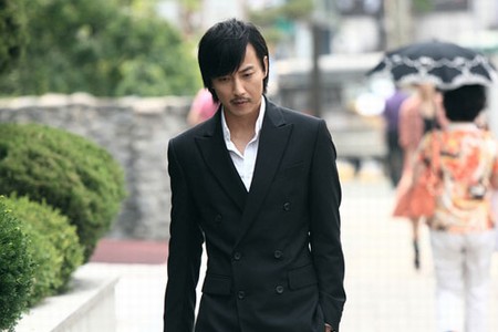 俳優キム・ナムギルが製作に参加して話題となったドキュメンタリー音楽映画『アンサンブル』(監督イ・ジョンピル、製作キム・ナムギル)が、10月6日第17回釜山国際映画祭で特別上映されることになった。
