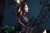 ファッション誌「W Korea」で、BoAがシューズブランドのイメージモデルに選ばれたことを記念してグラビア撮影を行った。写真＝W Korea