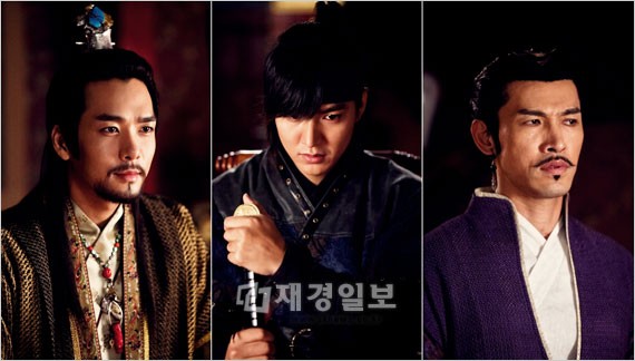 『神医』のイ・ミンホ、ユ・オソン、パク・ユンジェが、一歩も譲らぬ張り詰めた対立を見せる中、ついに正面対決を繰り広げる。
