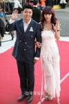 「2012コリアドラマアワード」レッドカーペットにハン・ジミン、A Pinkら登場（48）