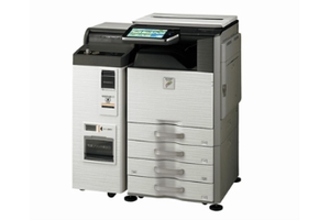 新型デジタルフルカラー複合機「MX-3610DS」（画像：ファミリーマート）