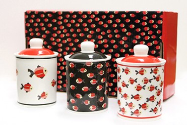 ポール ＆ ジョーから、ネコとフィッシュプリントがキュートな新作キッチンアイテムが登場