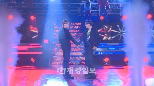 東方神起がMBC『勝負の神』の収録中に涙を流した。 東方神起がMBC『勝負の神』の収録中に涙を流した。