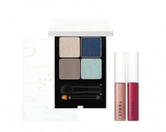 THREEから、「雪と氷の光の世界」をテーマに数量限定のアイパレットとリップグロスのキットが登場