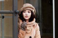 女優のパク・ミニョンがロマンチックなウィンタースタイルのグラビアを公開して話題を集めている。