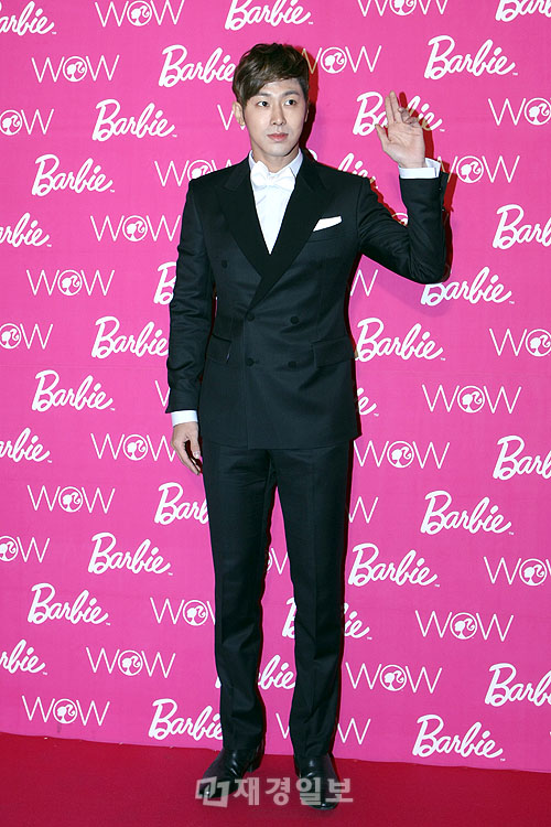 少女時代ジェシカ＆東方神起ユンホ、3代目バービー＆ケン賞受賞！（4）