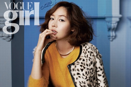 女優ソン・ユリが冬のグラビアを公開した。