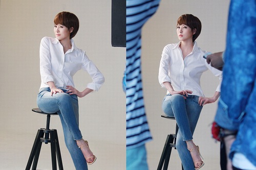 女優キム・ソナが、完璧な脚線美を披露した。