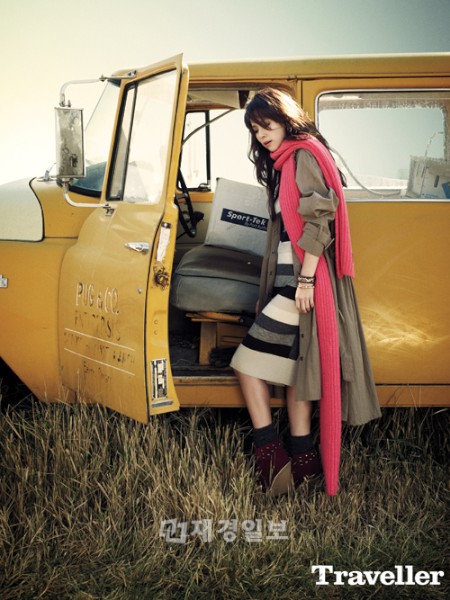 ハン・ジミンがライフスタイルマガジン『The Traveller』11月号で、ドラマ『屋根部屋の皇太子』終了後の近況と、米オレゴン州ベーカーシティで撮影したグラビアを公開した。 ハン・ジミンがライフスタイルマガジン『The Traveller』11月号で、ドラマ『屋根部屋の皇太子』終了後の近況と、米オレゴン州ベーカーシティで撮影したグラビアを公開した。