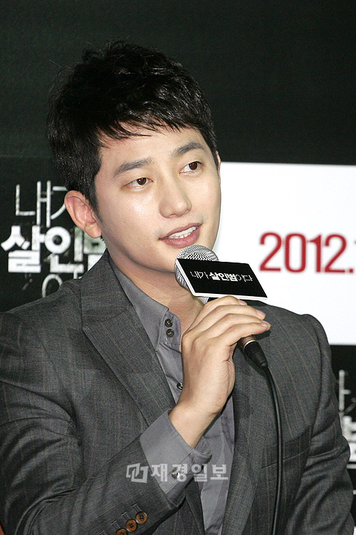 パク・シフ＆チョン・ジェヨン、映画『私が殺人犯だ』試写会に出席（20） パク・シフ