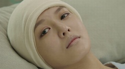 tvN水木ドラマ『第3病院』では、脳腫瘍患者役を演じているスヨン（少女時代）の遺言が公開され、ハッピーエンドを願う視聴者たちの声がより一層激しさを増している。
