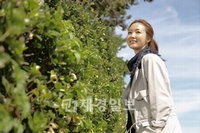 チェ・ジウは、23日夜10時に放送されるケーブルテレビチャンネルOlive「チェ・ジウのデリシャスコリア」で韓国料理の伝道師に変身、自ら海に出かけ様々な韓国料理を紹介するという。
