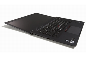 「ThinkPad X1 Carbon 20th Anniversary Edition」（画像：レノボ・ジャパン）
