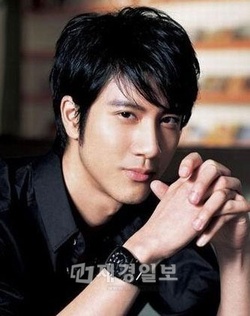 今年アジアを舞台に活発な音楽活動を繰り広げたBIGBANG(ビッグバン)、SISTAR(シスター)、中華圏トップスター王力宏(ワン・リーホン)が、2012MAMAの舞台に立つ。 今年アジアを舞台に活発な音楽活動を繰り広げたBIGBANG(ビッグバン)、SISTAR(シスター)、中華圏トップスター王力宏(ワン・リーホン)が、2012MAMAの舞台に立つ。