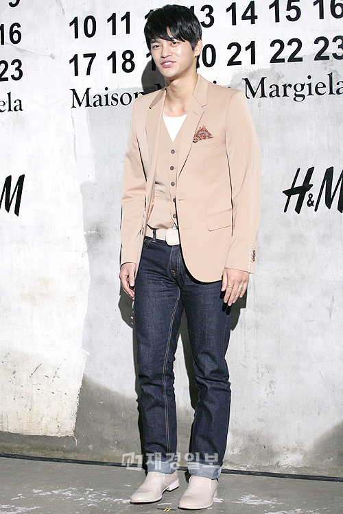 Wonder Girlsユビン、おしゃれなパーティーファッションで登場（6） ソ・イングク