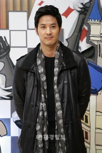 SBS新ドラマ『清潭洞アリス』制作発表会、パク・シフ＆ムン・グニョンらが出席 キム・ジソク（34）