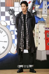 SBS新ドラマ『清潭洞アリス』制作発表会、パク・シフ＆ムン・グニョンらが出席 キム・ジソク（33）