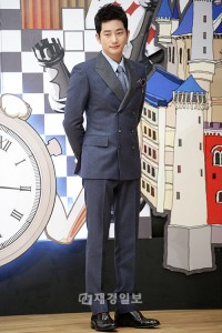 SBS新ドラマ『清潭洞アリス』制作発表会、パク・シフ＆ムン・グニョンらが出席 パク・シフ（30）