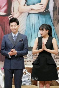 SBS新ドラマ『清潭洞アリス』制作発表会、パク・シフ＆ムン・グニョンらが出席