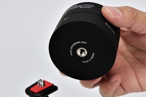 スマートフォンやデジカメで自動パノラマ動画撮影を可能にする雲台「Camalapse3」