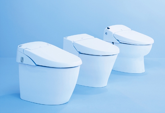 新「SATIS」の3モデル（左からG・S・Eタイプ）（画像：LIXIL）