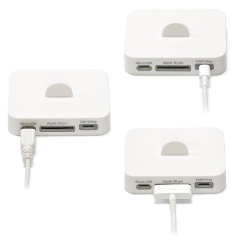 iPhone 5用を縦置き状態で充電できる「iPhone5 用 3マルチ 充電スタンド」