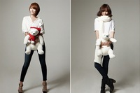 キングコング所属の女優（キム・ソナ、イ・ハニ、ソ・ヒョリム、ソン・ミンジョン、ハン・ジワン）らの輝く美脚が視線を集中させている。