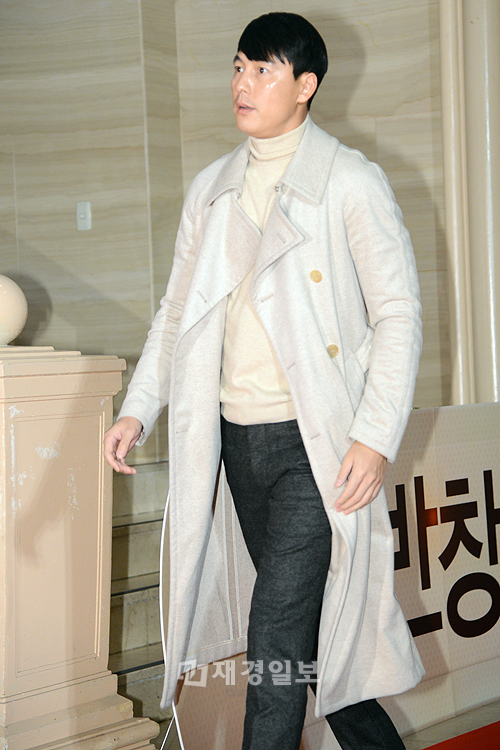 映画『絆創膏』VIP試写会　コ・ス、ハン・ヒョジュら出演者が出席（46）