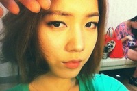 ガールスグループT-ARAの元メンバー、ファヨン（19）が、MSチームエンターテイメントとの契約を検討していることがわかった。写真=ファヨンのTwitter