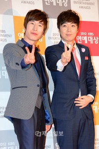 「2012KBS芸能大賞」授賞式、KARAク・ハラらが出席 ヤン・サングク、キム・キヨル（22）