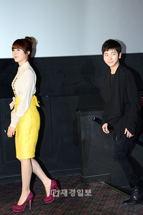 ソン・ユリ＆イ・ジュスン、映画『姉さん』メディア試写会に出席（12）