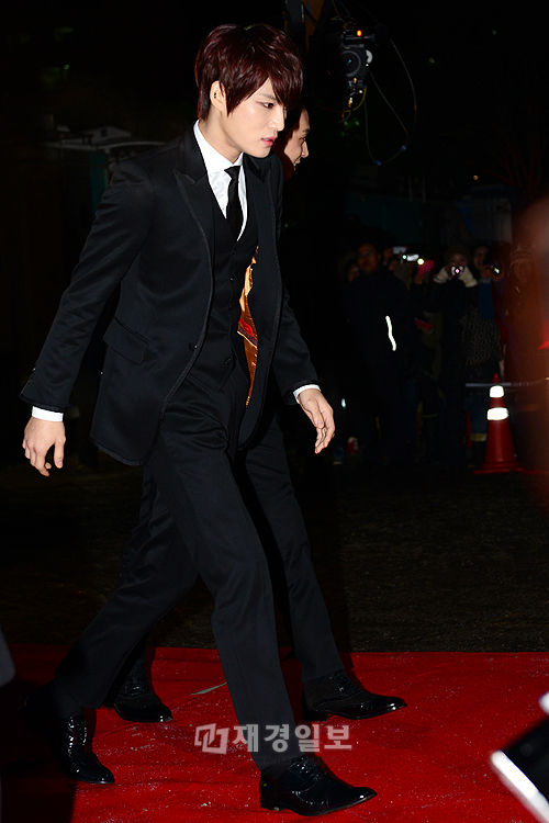 JYJユチョン＆ジェジュン、MBC演技大賞授賞式に出席（5）