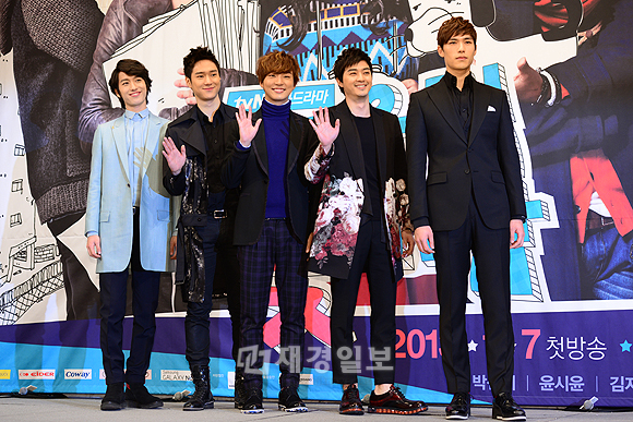 『隣のイケメン』制作発表会、パク・シネ、ユン・シユンらが出席（17）