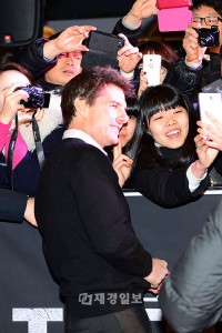 映画『アウトロー』、主演のトム・クルーズらが釜山でプロモーション