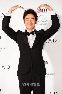 オム・テウン結婚式「幸せになります！」　Miss Aスジら芸能人が多数出席 オム・テウン（2）