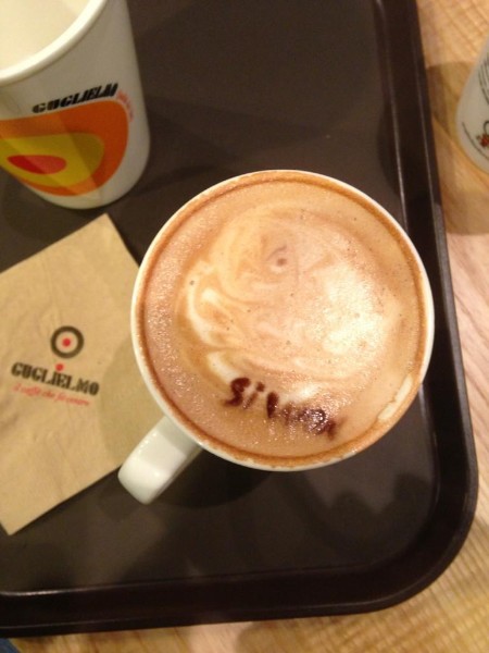 SUPER JUNIORチェ・シウォンが芸術的な“シウォンラテ”の写真を公開した。写真＝チェ・シウォンのツイッターより