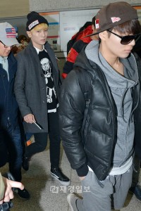 SHINee、ゴールデンディスク賞授賞式に向けた空港ファッション