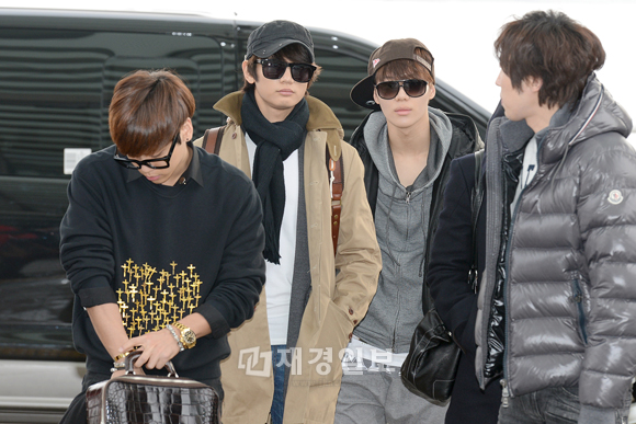 SHINee、ゴールデンディスク賞授賞式に向けた空港ファッション（3）