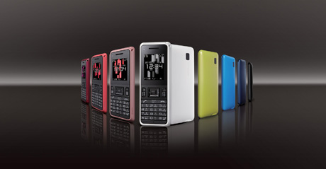 「STOLA＜WX08K＞」（画像：ウィルコム）