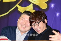 「月光プリンス」記者懇談会、バラエティ初挑戦の東方神起チャンミンらが出席